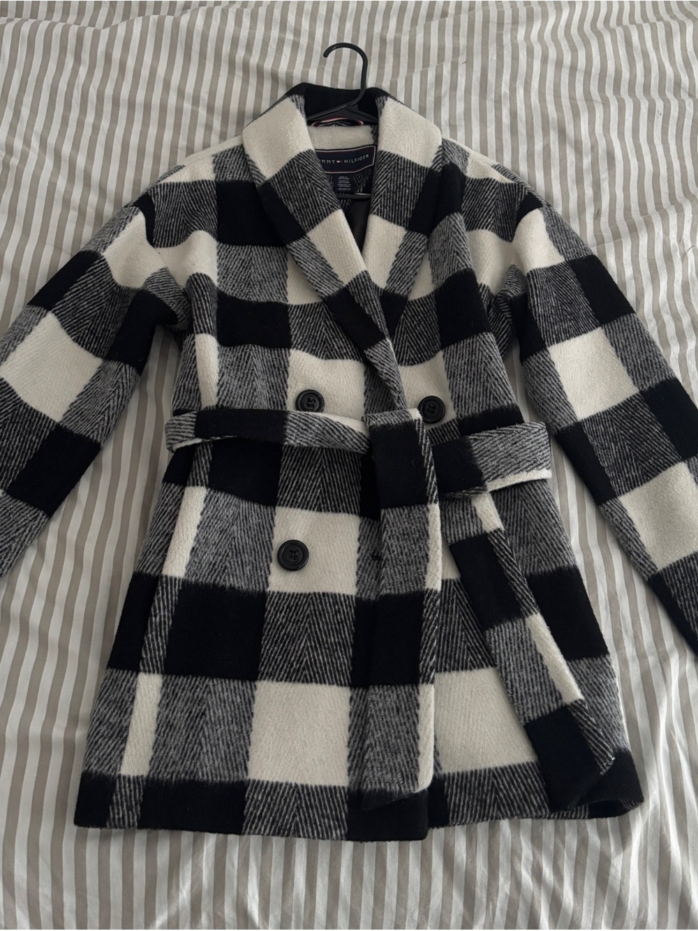Tommy Hilfiger Double Breasted Wool Coat in Plaid, size XS